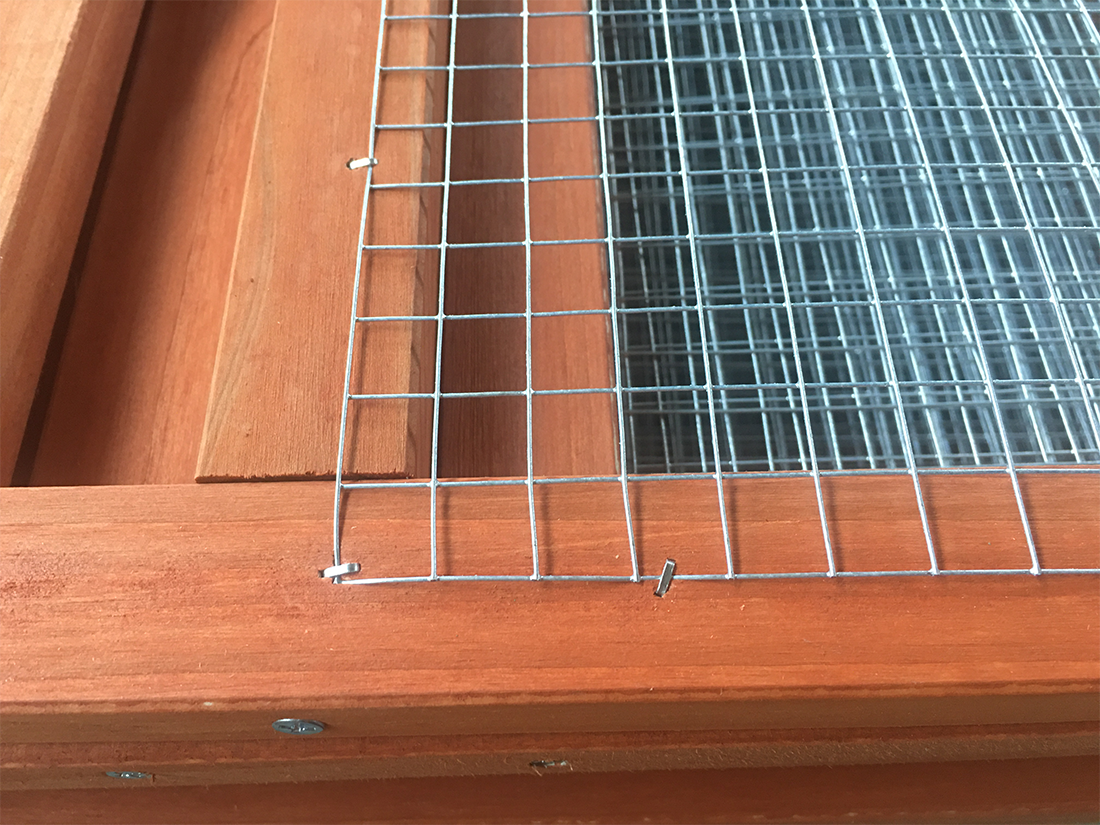 Easy Cleaning Wooden Poultry Hutch Rabbit Cage Waterproof Chicken Coop Hen House with Nesting Box for Yard